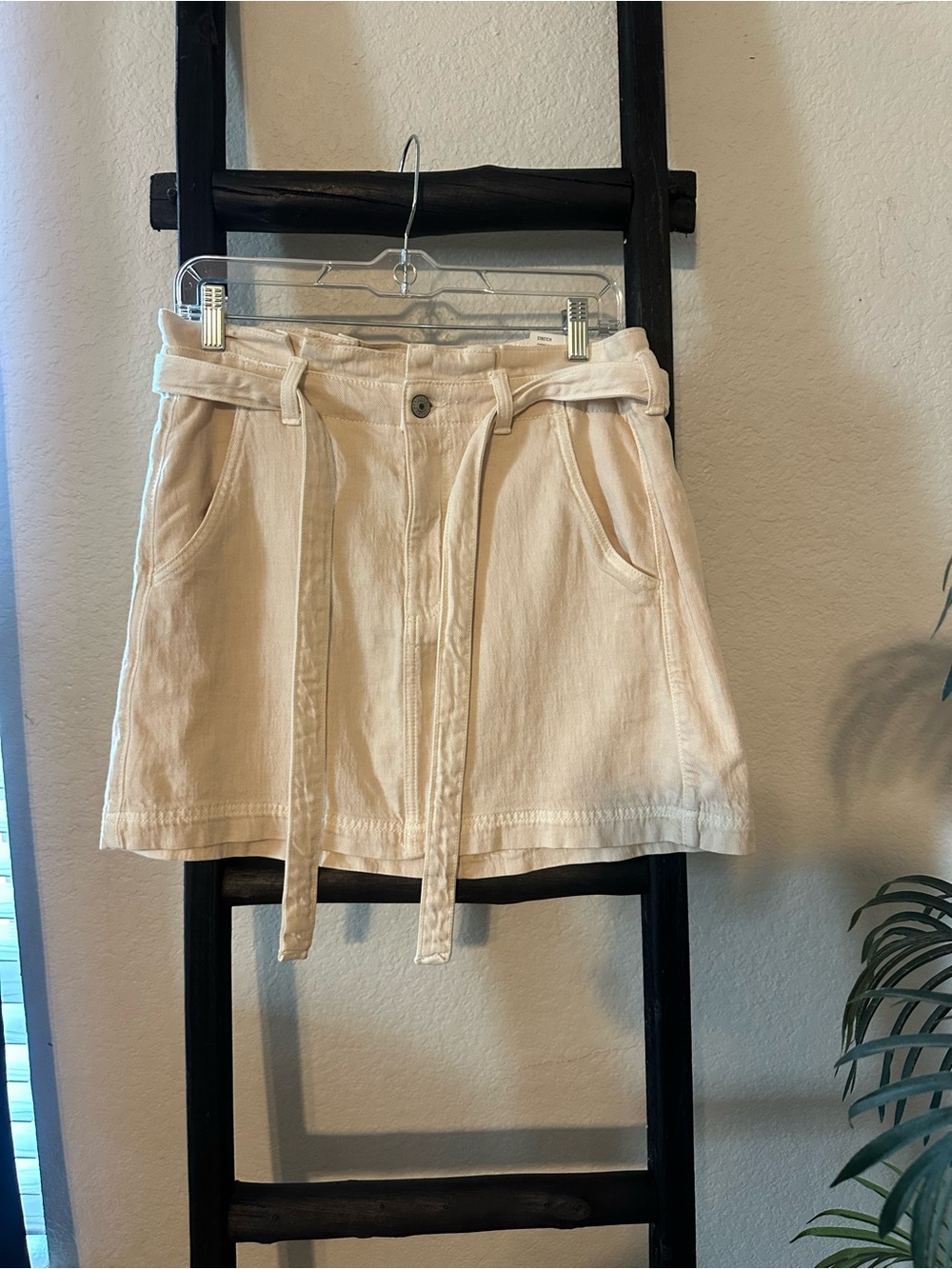 American Eagle Outfitters Cream Tie-Waist A-Line Skirt